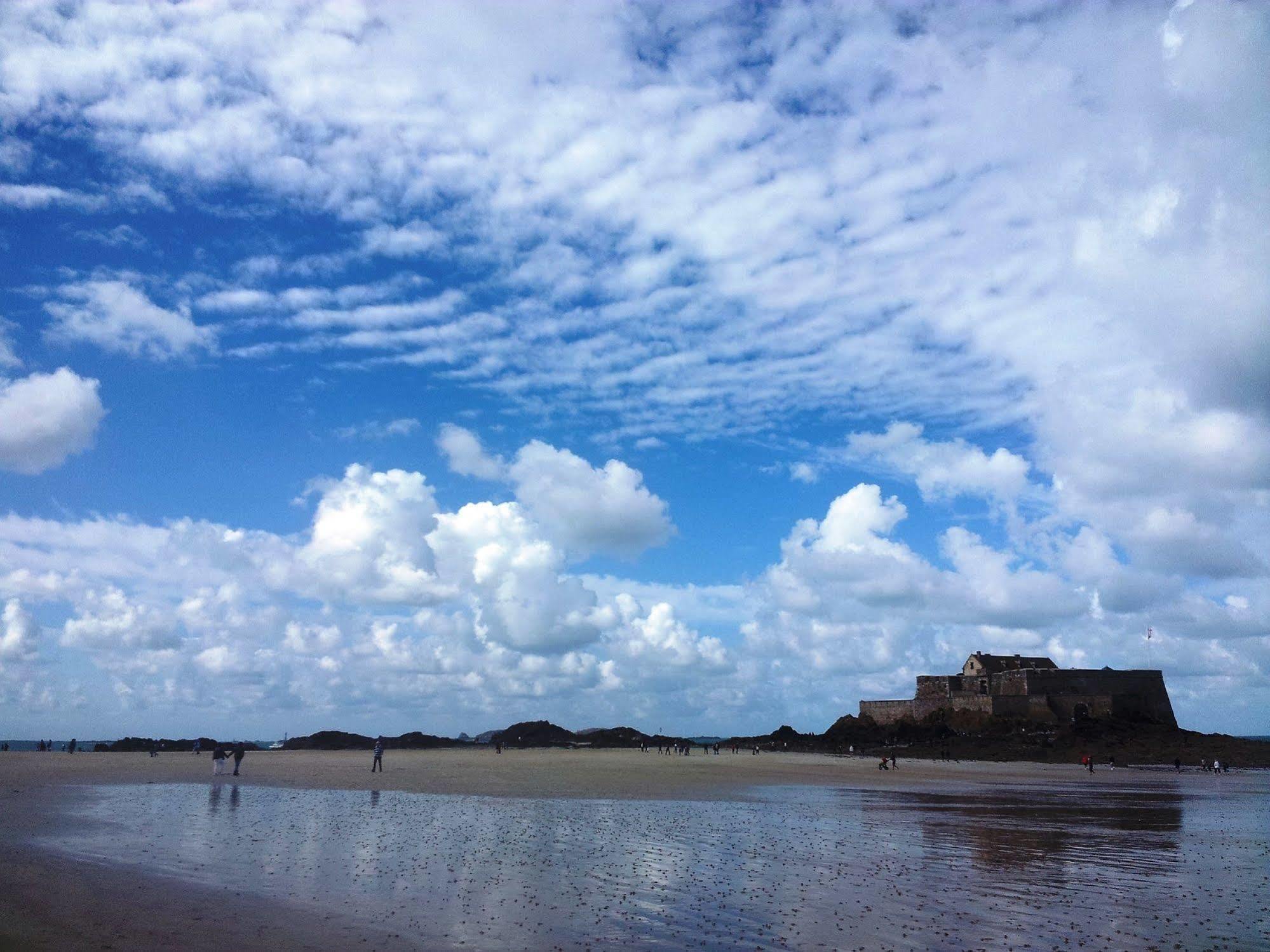 Appartement Saint Malo Vue Sur Mer Et Sur Intra Muros, Ferry, Plage Et Commerces A 50 M Eksteriør bilde